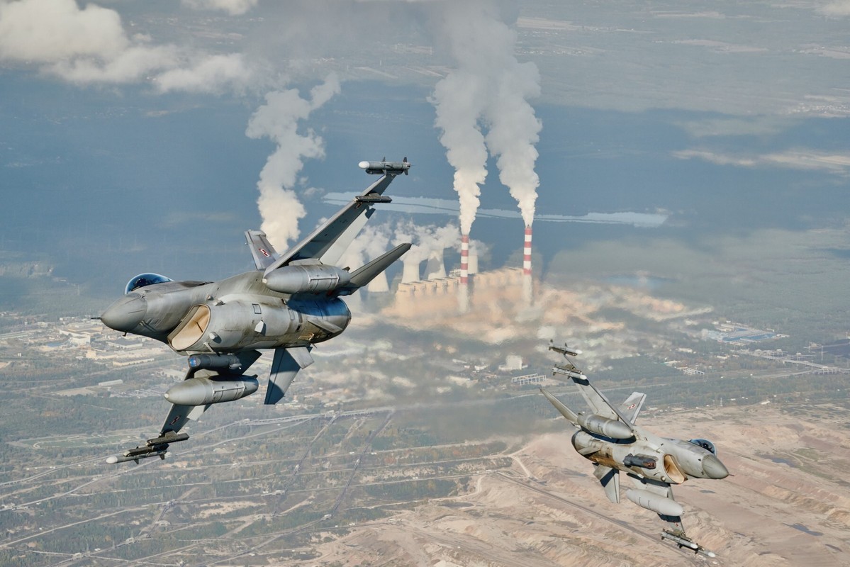 May bay F-16 co the la vu khi “buoc ngoat” cho Ukraine?-Hinh-18