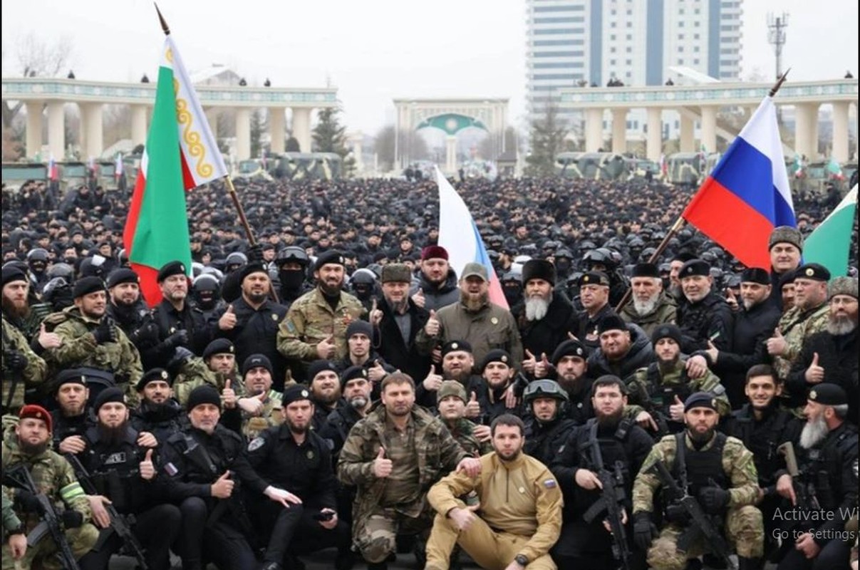 Ve binh Chechnya danh bat Tieu doan 2 Azov Ukraine tai Bakhmut-Hinh-10