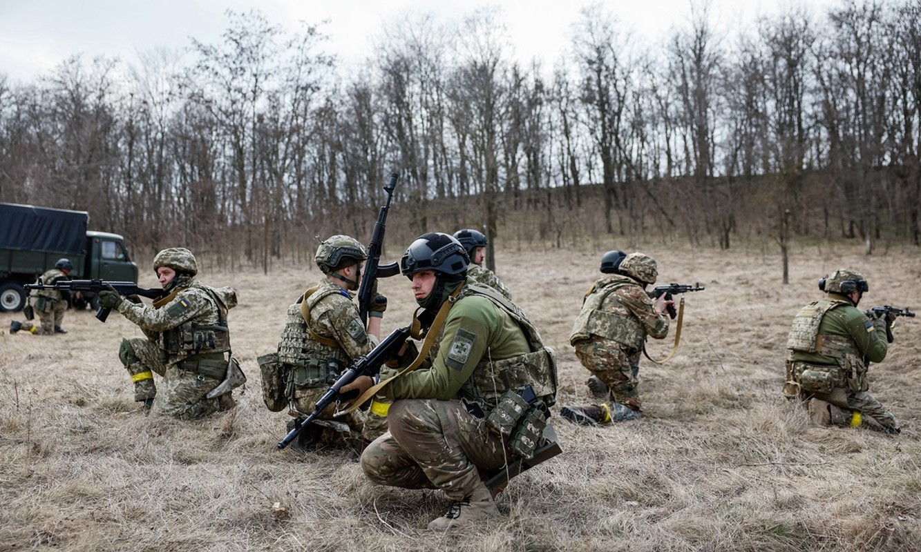 Ve binh Chechnya danh bat Tieu doan 2 Azov Ukraine tai Bakhmut-Hinh-4