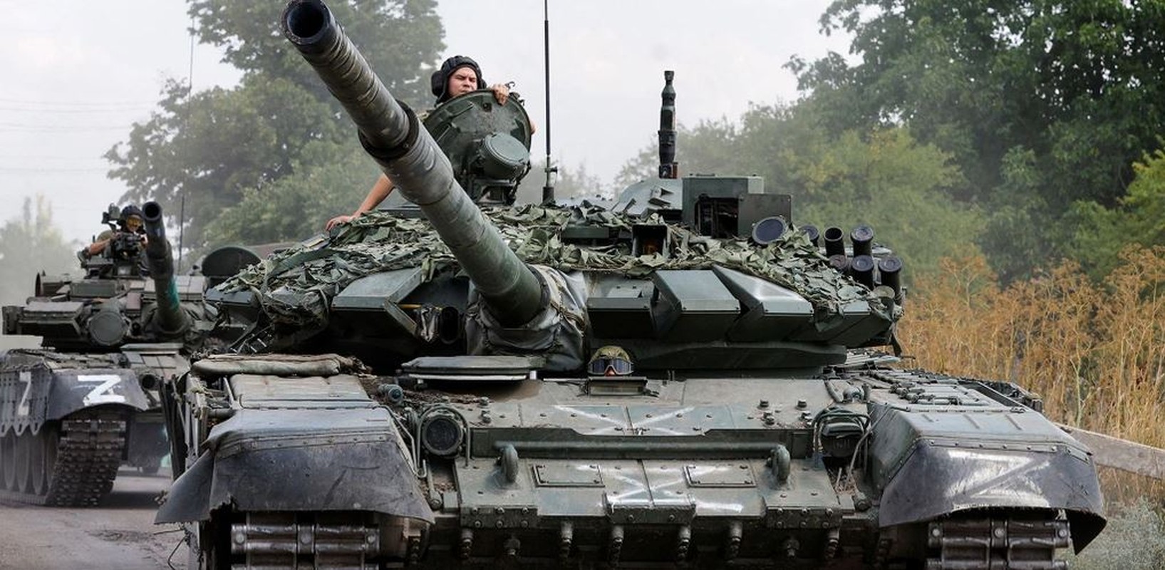 Loi the ap dao, xe tang T-80BVM Nga o at tien ve Kupyansk-Hinh-2