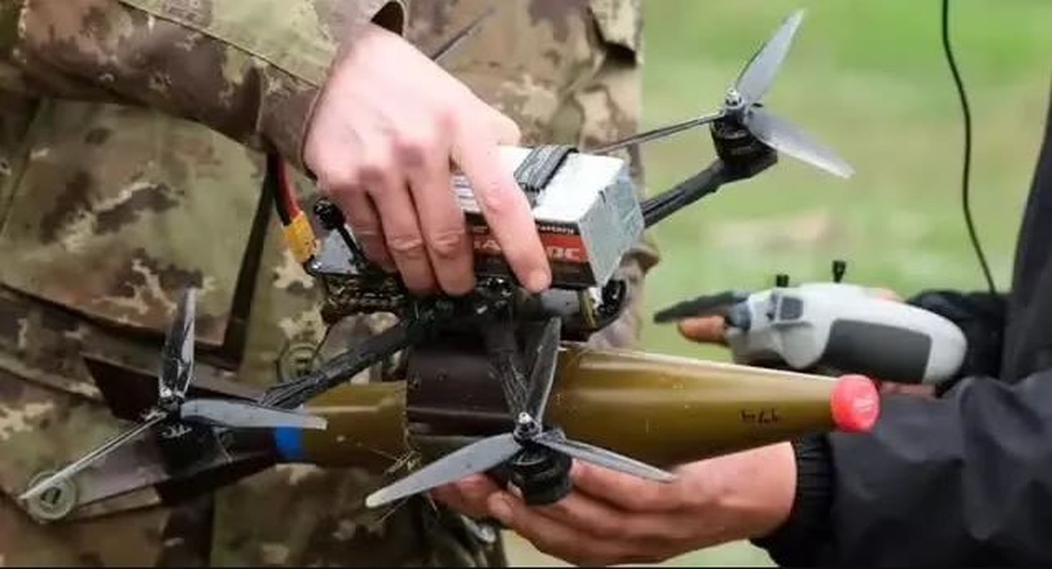 Hoc Nga, Israel cung trang bi “mu sat” cho xe tang de chong UAV-Hinh-7