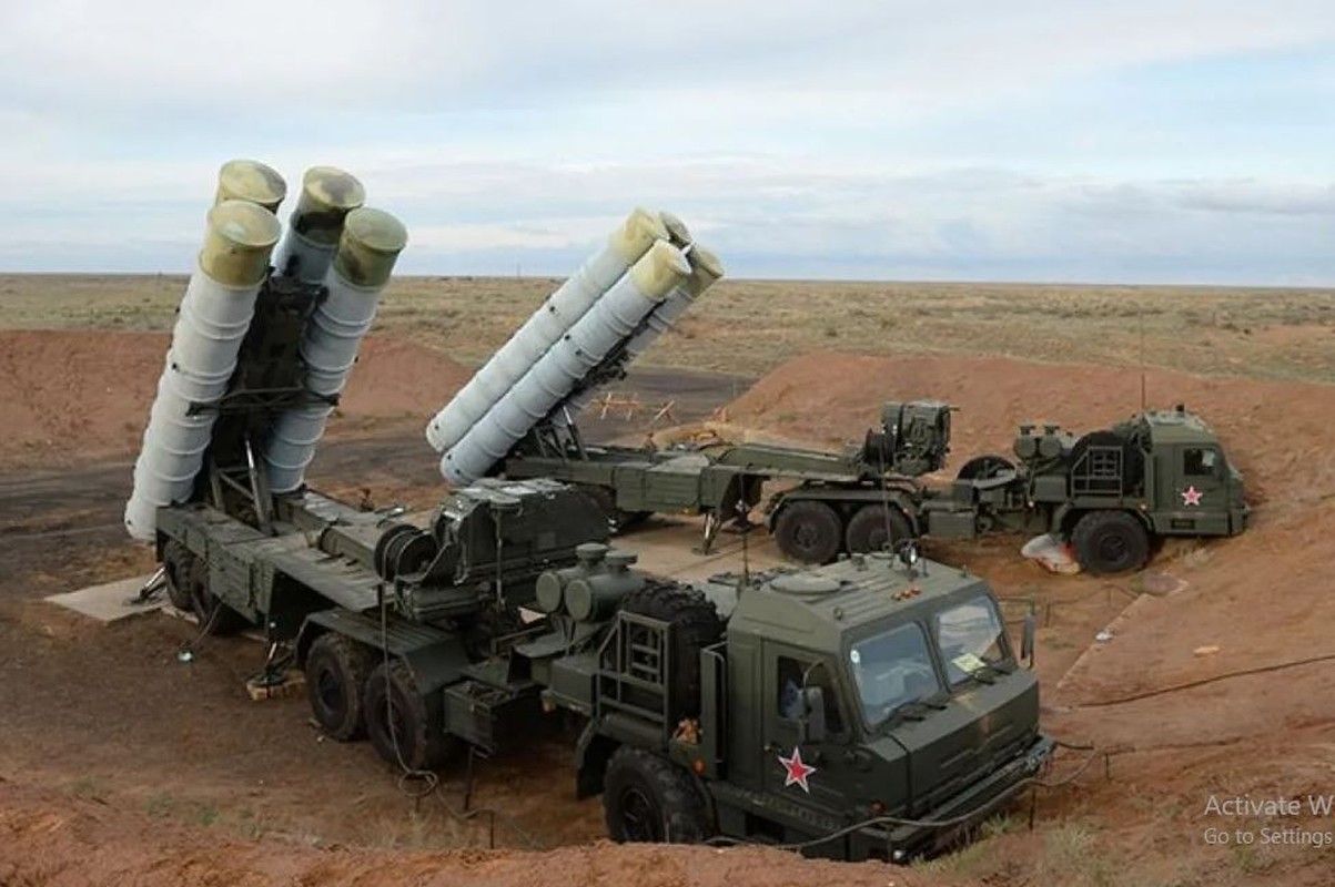 Nga tuyen bo 24 may bay Ukraine bi ban roi trong 5 ngay-Hinh-11