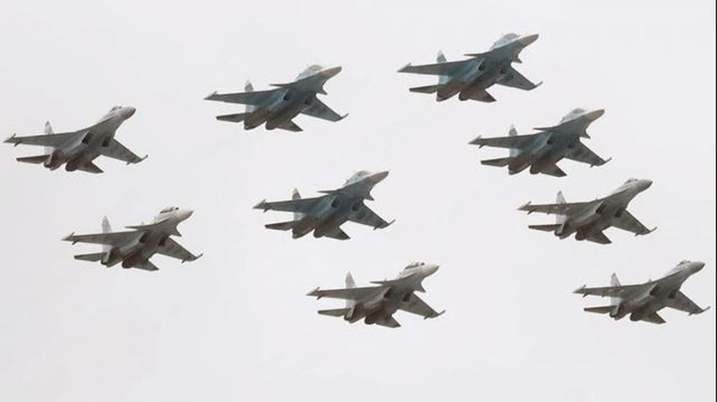 Tiem kich F-16 khi toi Ukraine se phai doi mat voi hoa luc gi?-Hinh-2