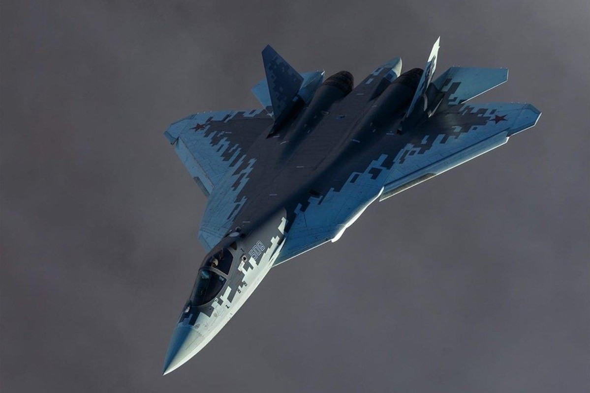 Ukraine thiet hai xe thiet giap Weasel, Su-57 nghi bay vao vung troi Ukraine-Hinh-14