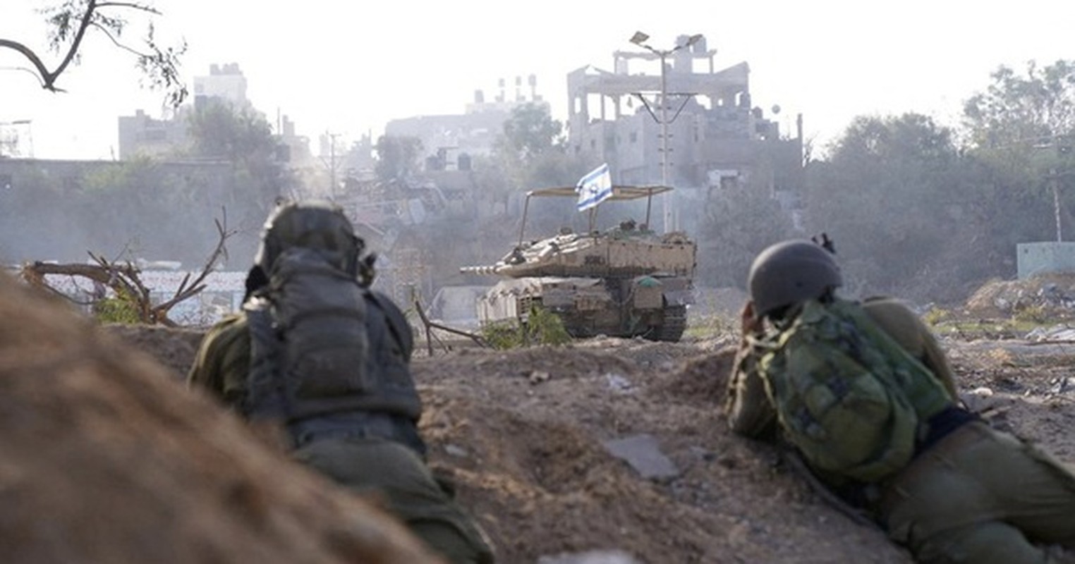 Biet kich Israel vay ham Dai Gaza; 80 xe tang Merkava bi ha-Hinh-10