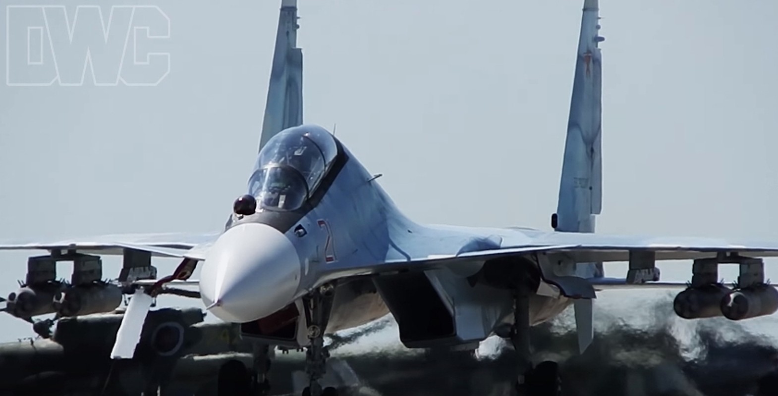 Dung Su-30SM san USV, co phai Nga “mang dao giet trau mo ga”?-Hinh-20