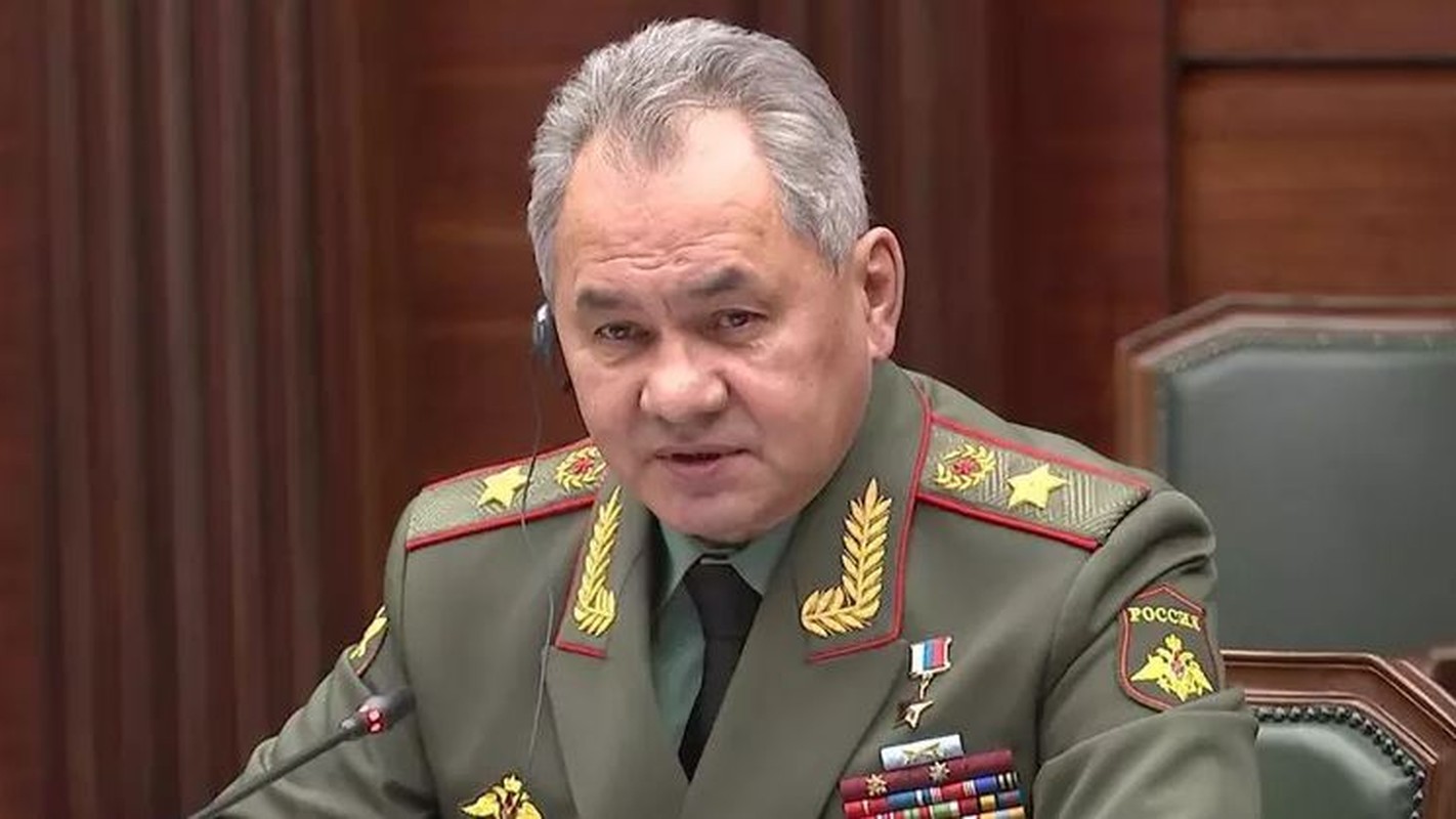 Bo truong Shoigu: Ukraine su dung bom chum truoc, Nga chi dap tra-Hinh-5