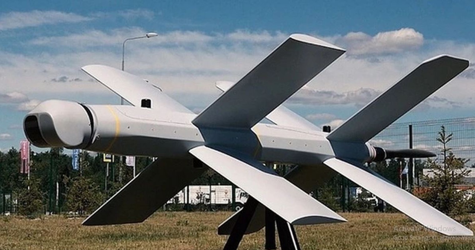 Cach UAV Lancet moi cua Nga doi pho voi HIMARS-Hinh-12