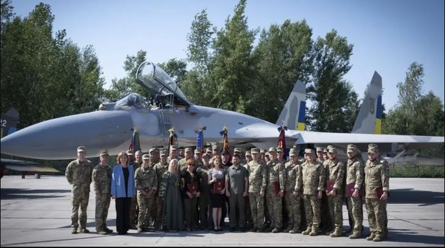 May bay F-16 co giup Ukraine xoay chuyen tinh the chien truong?-Hinh-5
