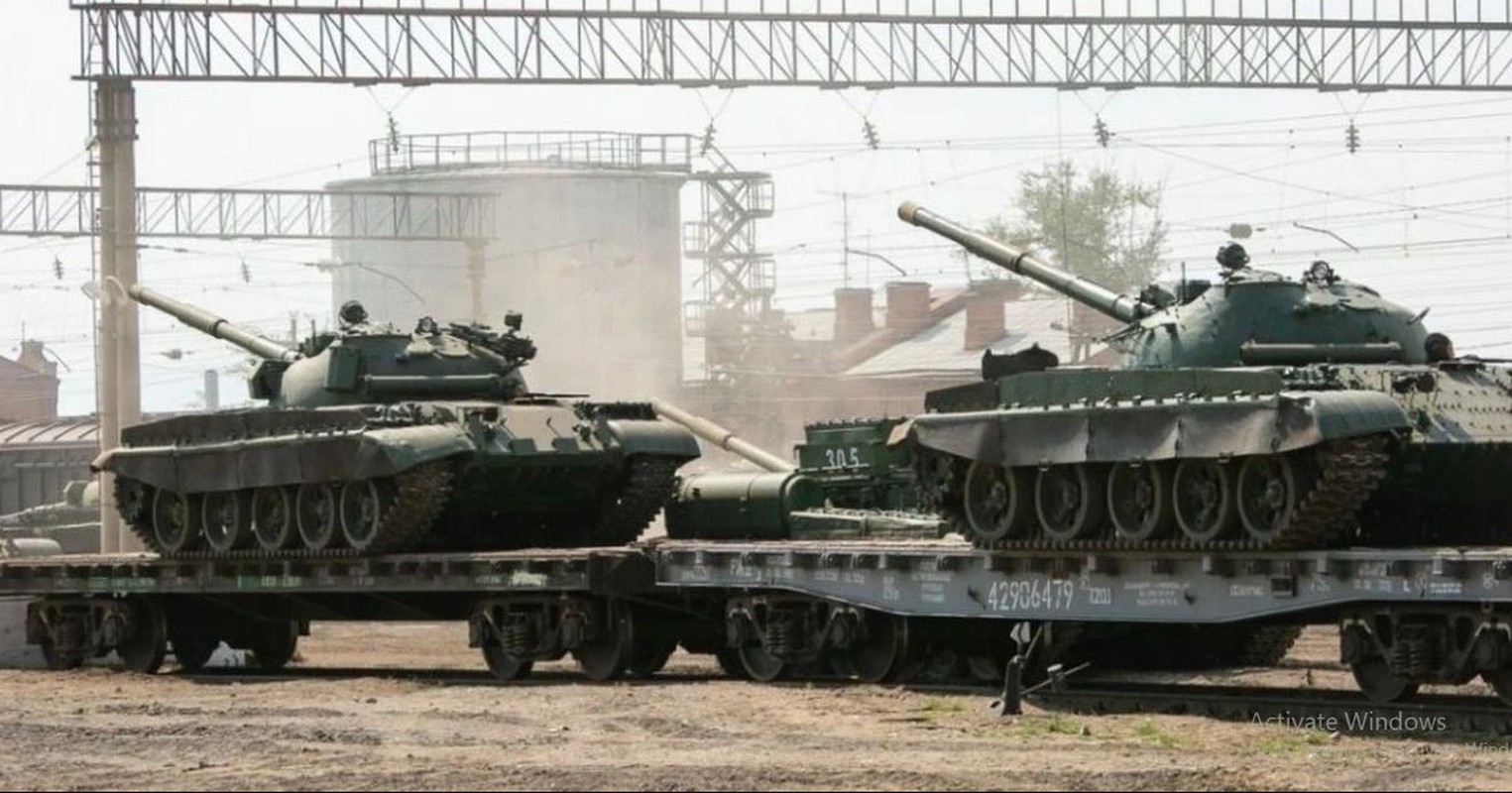 T-64 la xe tang chu luc cua Ukraine, vay T-64 cua Nga o dau?-Hinh-7