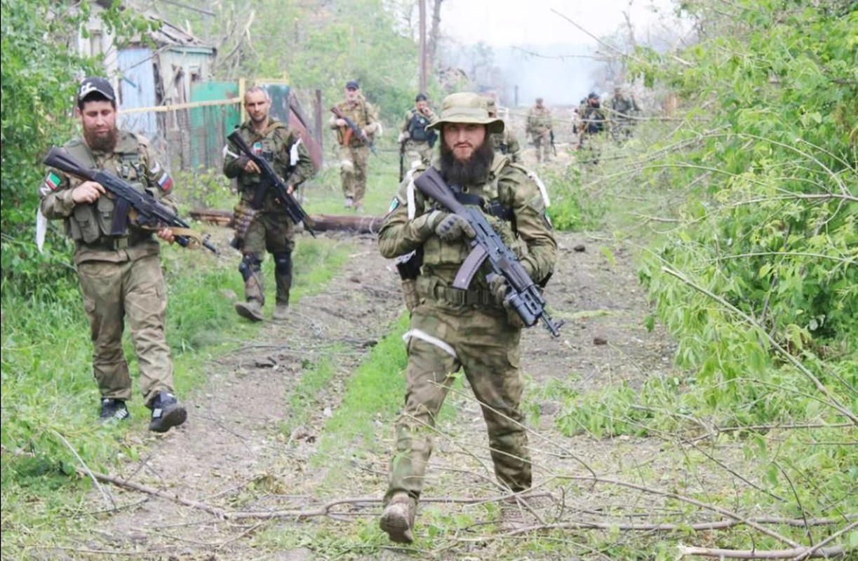 Nga gianh thang loi then chot o Avdiivka, Ukraine roi vao the kho-Hinh-13