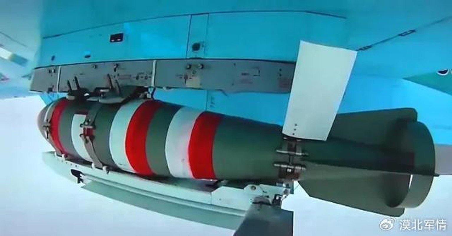 View - 	Uy lực đáng gờm của bom lượn 1.500 kg có điều khiển của Nga 