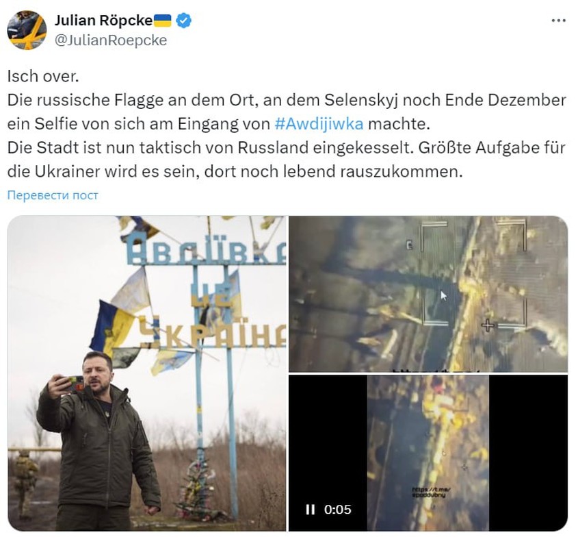 View - 	Nga cắm cờ trên tấm bia ở Avdiivka quân Ukraine rút khỏi TP