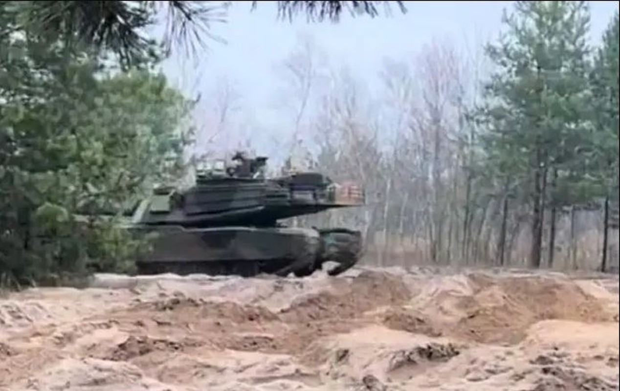 Xuat hien vai gio tren chien truong, tang M1A1 Abrams da bi diet-Hinh-10