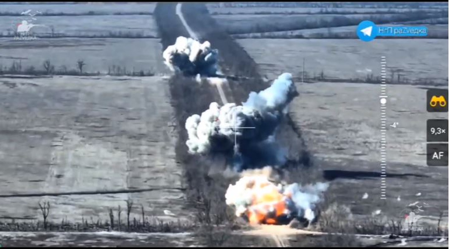 View - 	Bom chùm RKB500 của Nga khiến quân Ukraine khó có cơ hội sống sót