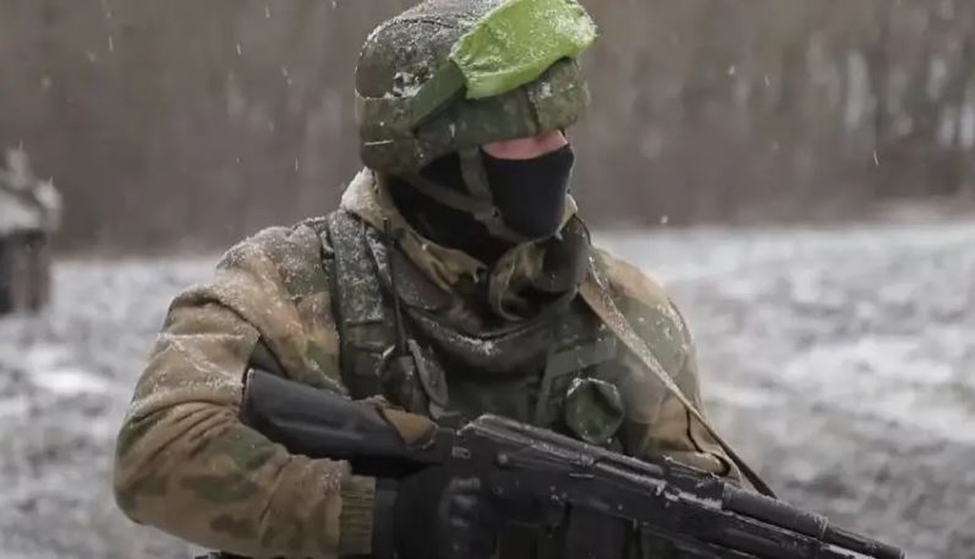 View - 	Quân Ukraine phản công vào Avdiivka bị quân Nga truy kích