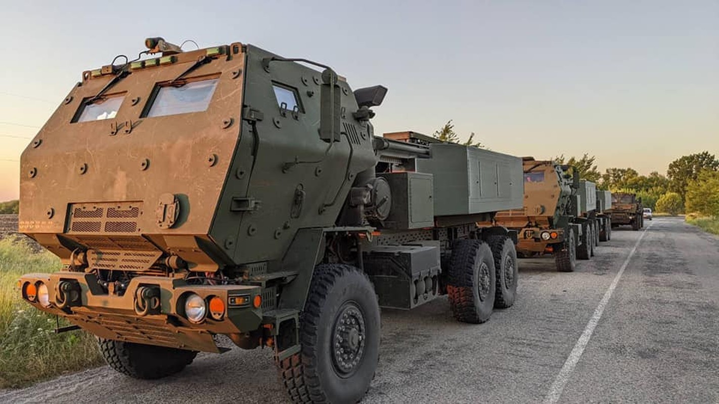 View - 	Tại sao tên lửa Iskander của Nga vồ được HIMARS khi đang cơ động