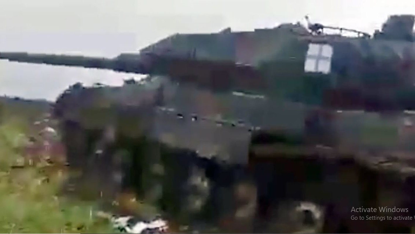 Truyen hinh Duc: Quan Nga “vo” duoc xe tang Leopard 2 hoan chinh-Hinh-8
