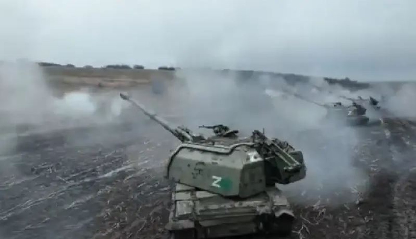 View - 	Ukraine nghi ngờ Quân đội Nga chuẩn bị tấn công thành phố Seversk