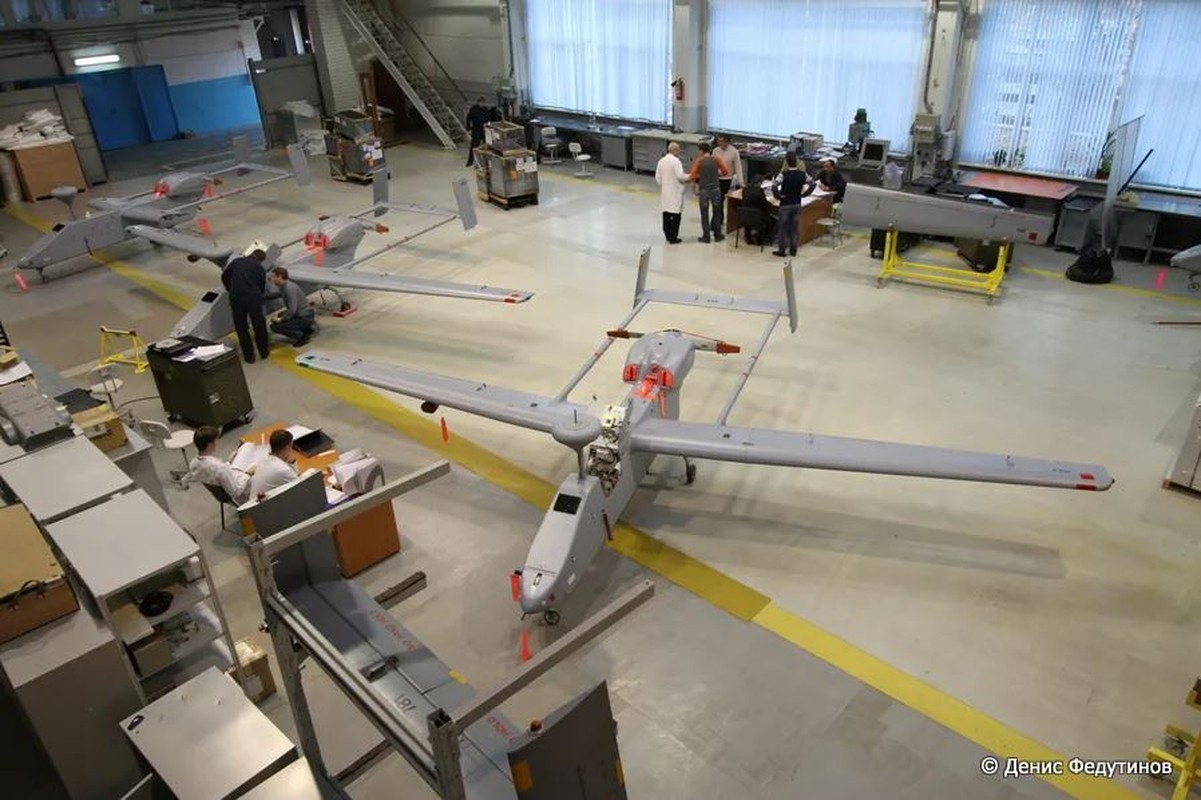 He lo nguon goc UAV “dat nhat” cua Nga bi Ukraine ban roi-Hinh-18