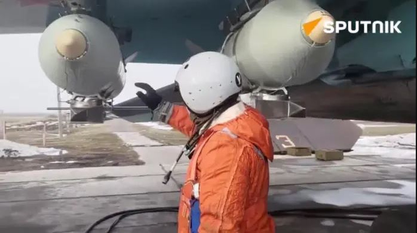 View - 	Nga sử dụng ồ ạt bom nhiệt áp có điều khiển ở Ukraine