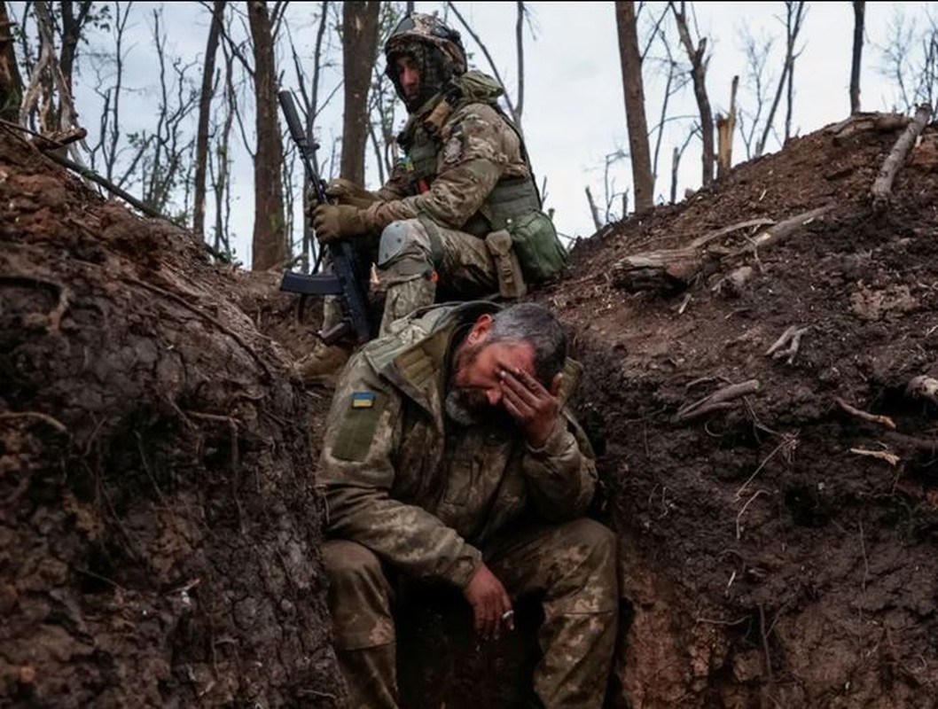 Hieu ung Domino, quan Ukraine rut bo hang loat vi tri o tay Avdiivka-Hinh-16