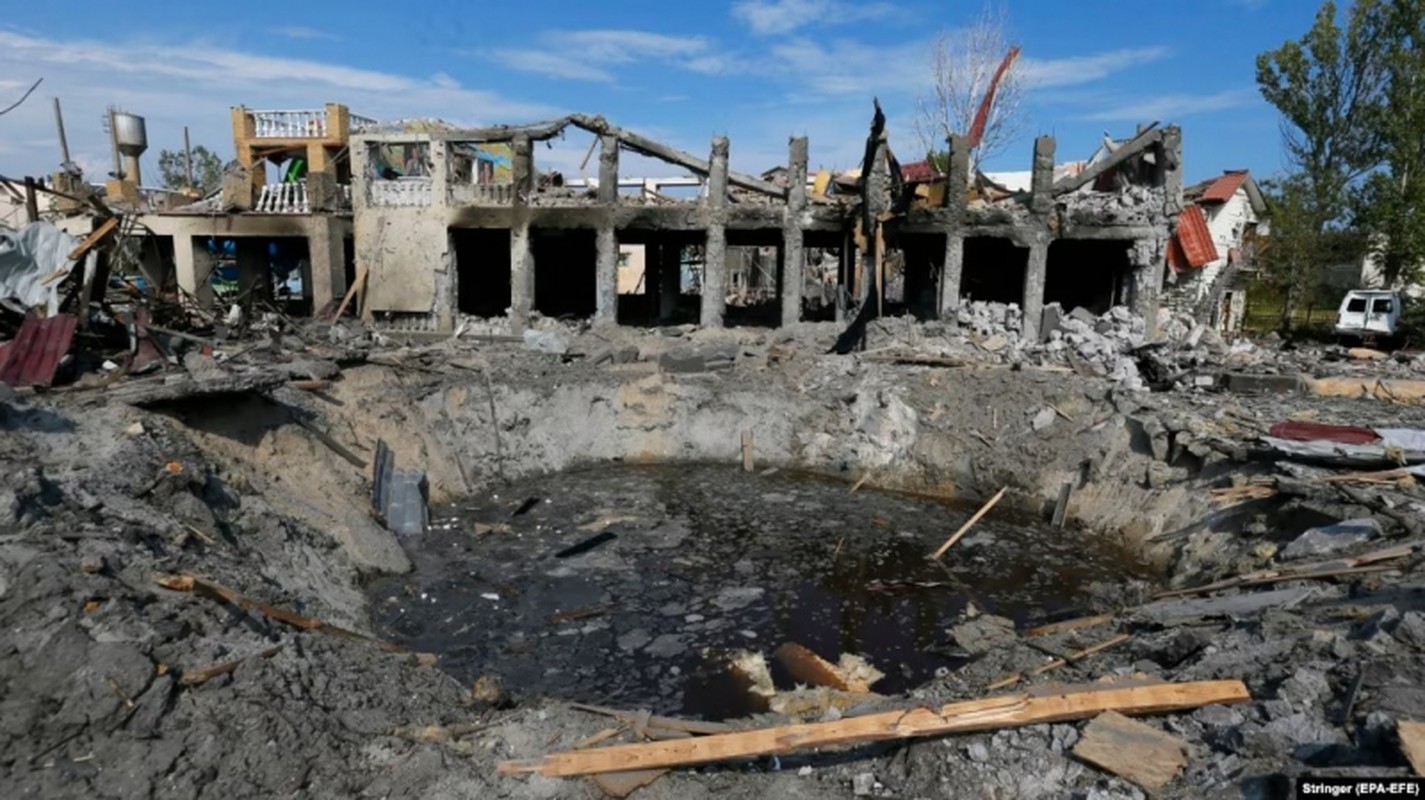 Mac ket trong vong vay, Lu doan tinh nhue Ukraine bi bom Nga truy sat-Hinh-13