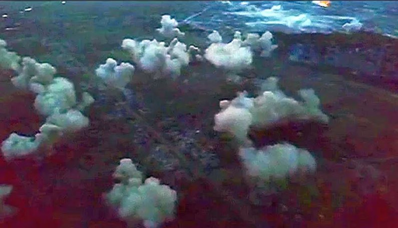 Mac ket trong vong vay, Lu doan tinh nhue Ukraine bi bom Nga truy sat-Hinh-16