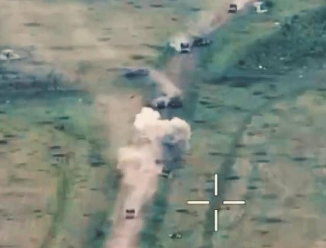 View - 	Bom có điều khiển của Nga san phẳng mục tiêu Ukraine ở Chasov Yar