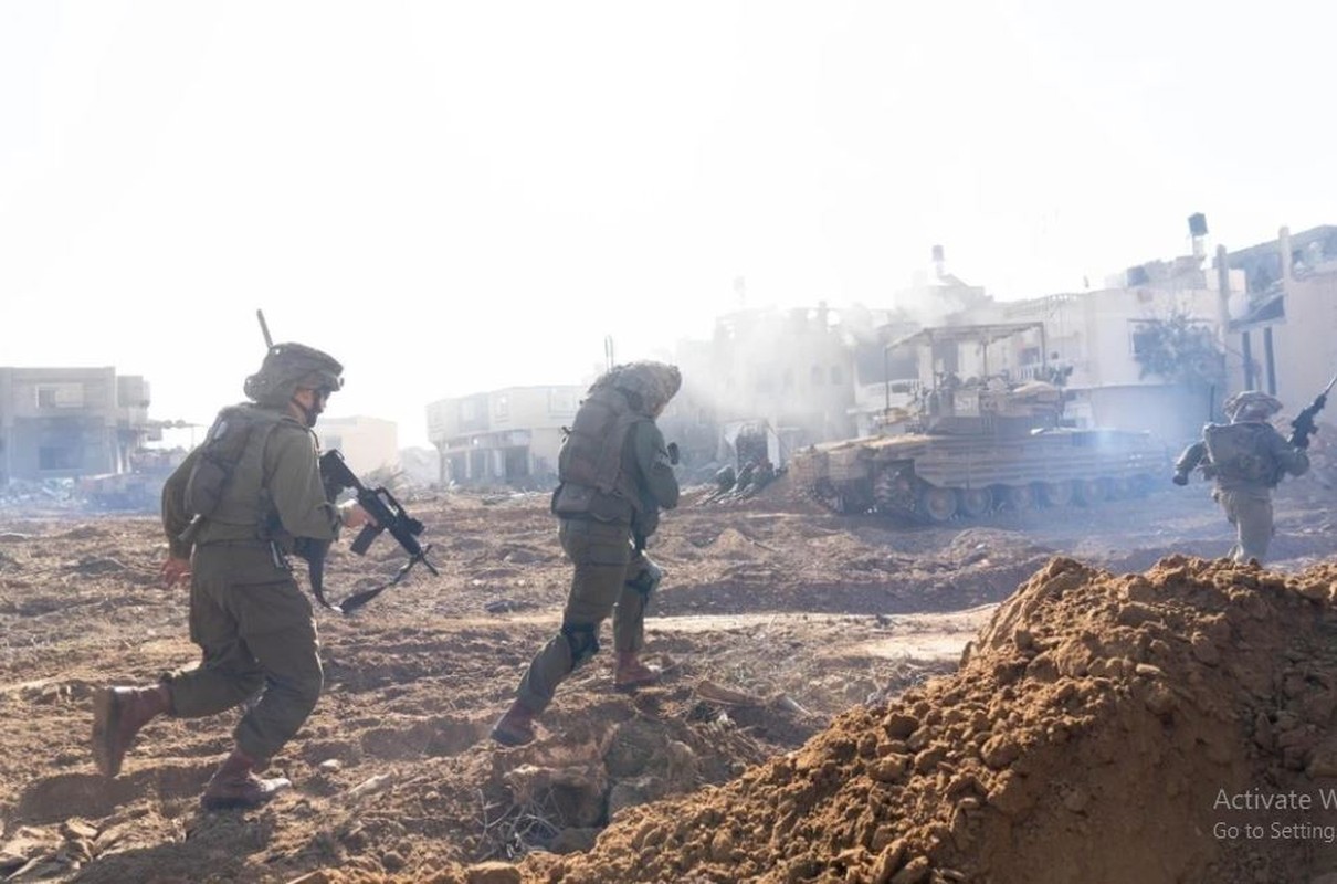 View - 	Lính Israel mắc lỗi chiến thuật ngớ ngẩn, để quân Hamas tiêu diệt