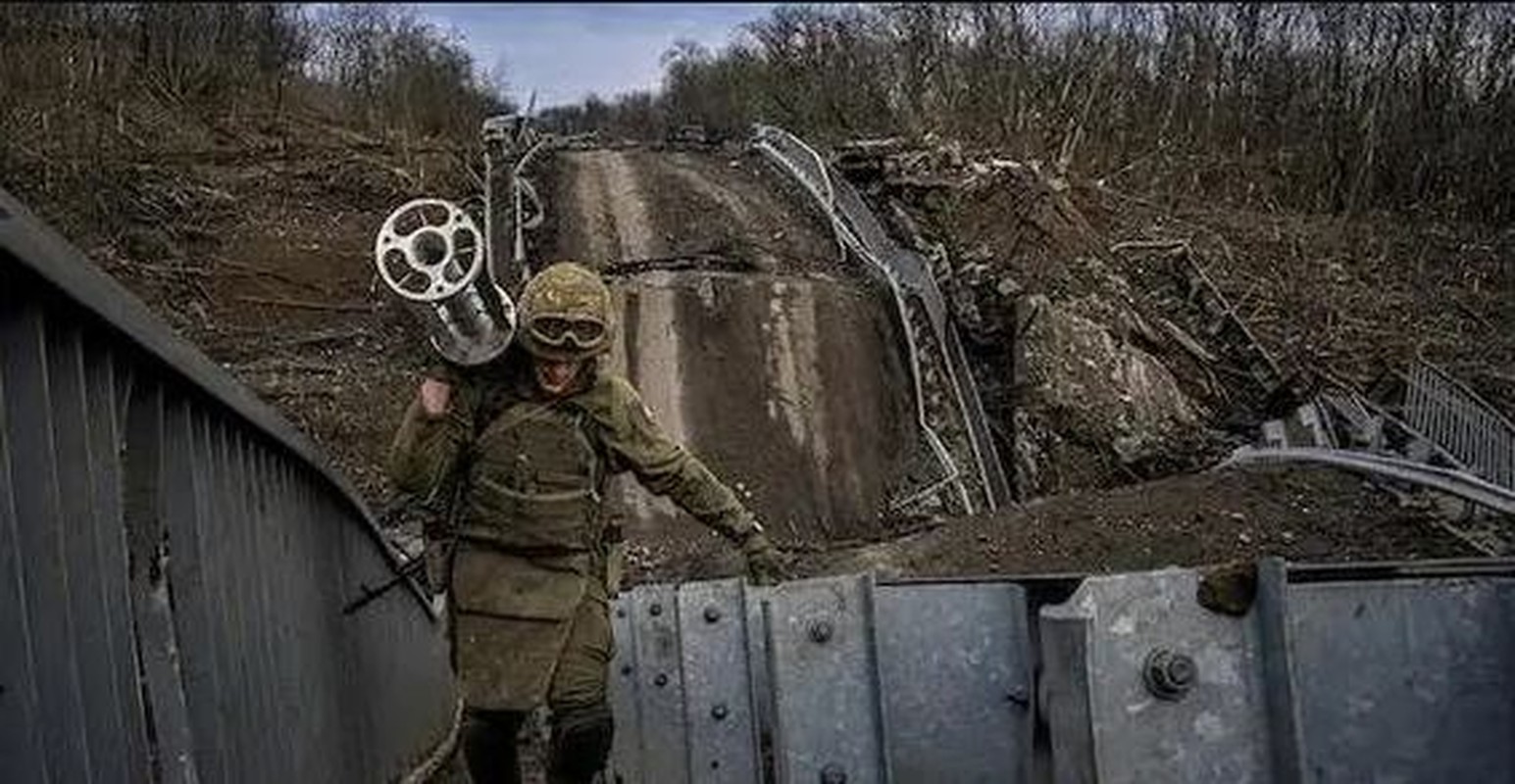 View - 	Chiến sự ở Kharkov vẫn ác liệt, đặc nhiệm Ukraine tổn thất nặng