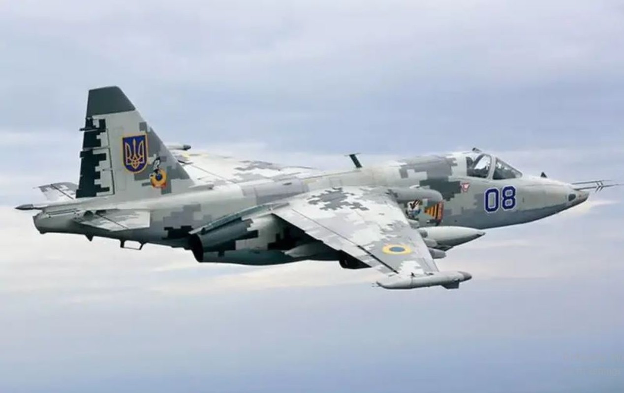 “Ong lao” Su-25 cua Khong quan Ukraine da co them nhiem vu moi-Hinh-12