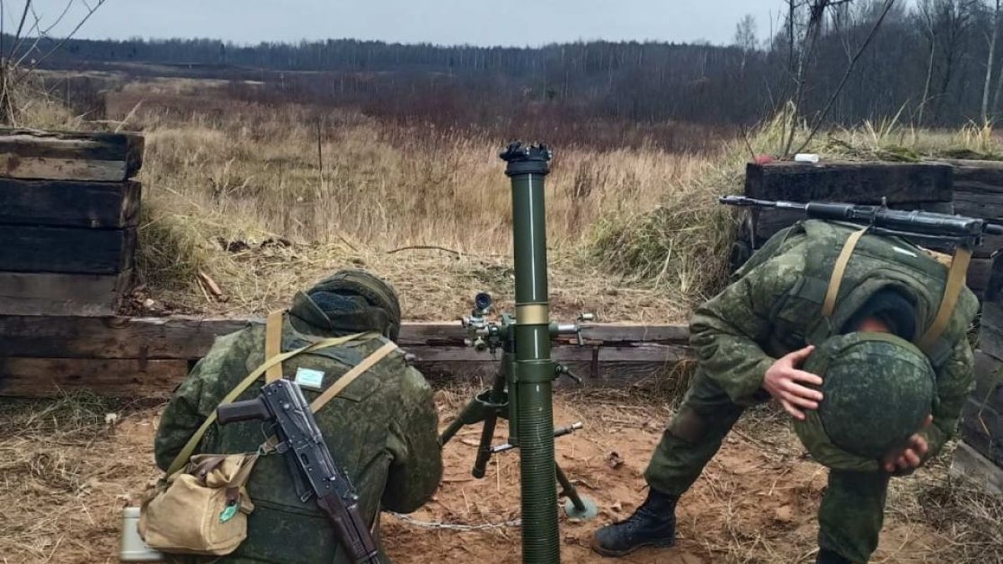 View - 	Nga chuẩn bị đưa vào chiến trường Ukraine nhiều loại vũ khí mới