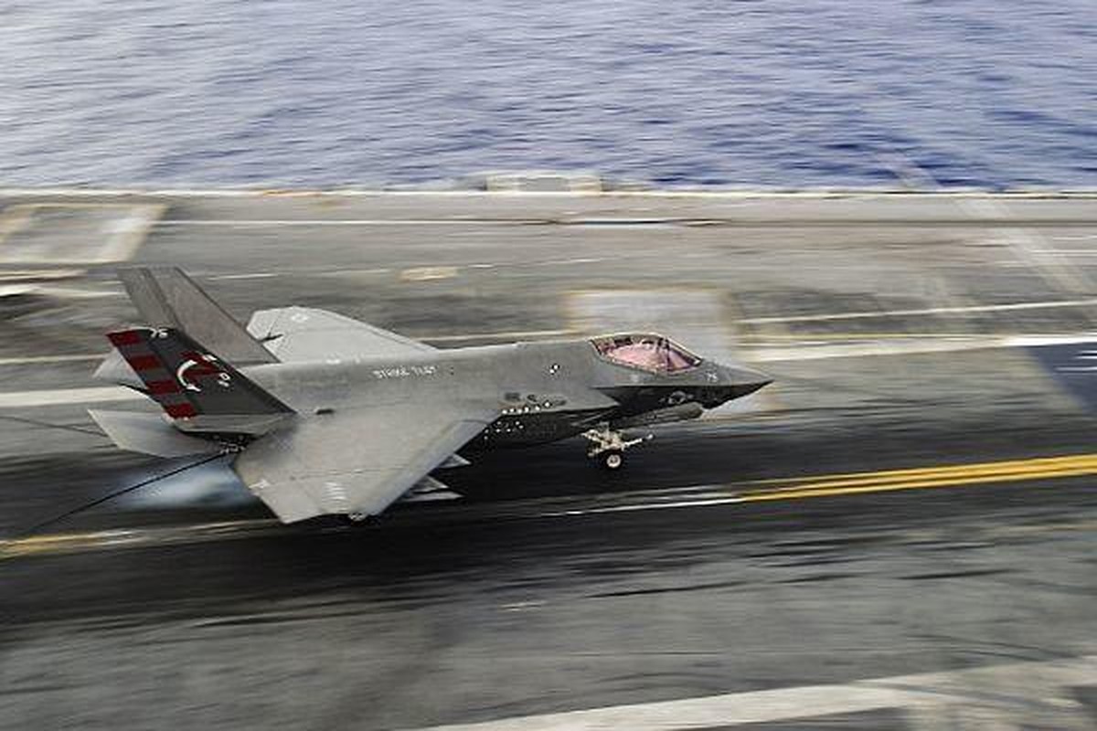 Tai sao F-35C lien tuc gap su co khi su dung tren tau san bay?-Hinh-9