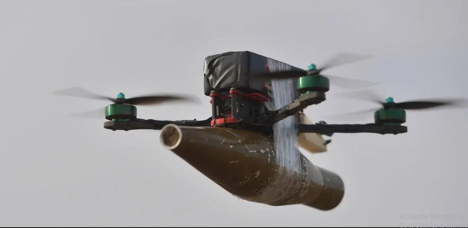 Su nguy hiem cua UAV 4 truc bay ngang o chien truong Ukraine-Hinh-7