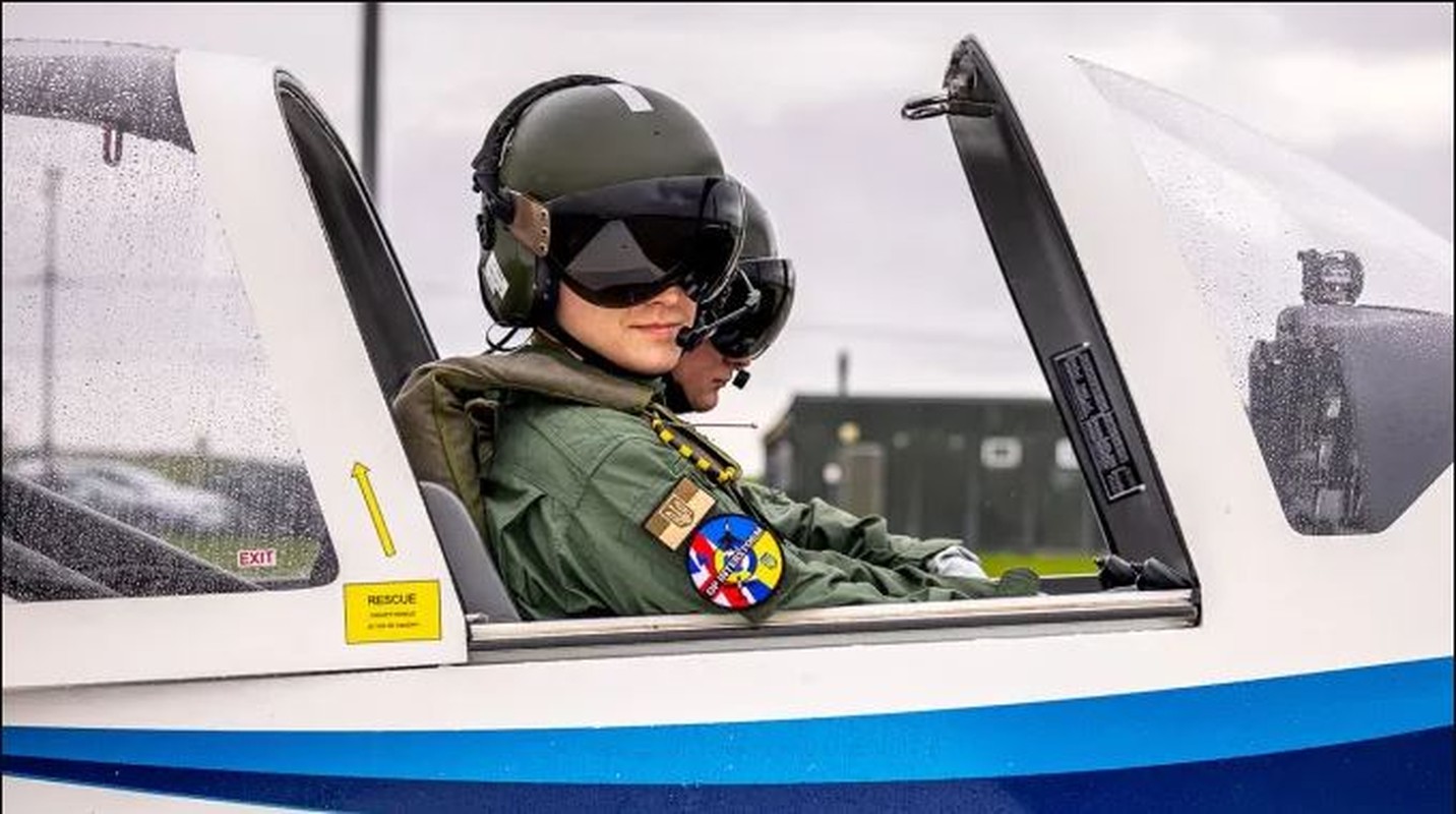 View - 	Ukraine, Mỹ tranh cãi về đào tạo phi công lái máy bay F-16