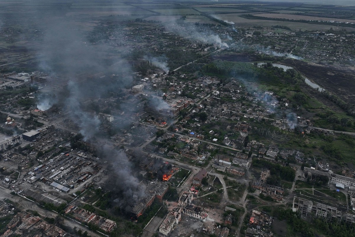 View - 	Mặt trận Kharkov diễn biến ác liệt 2 bên đang bế tắc về thế trận