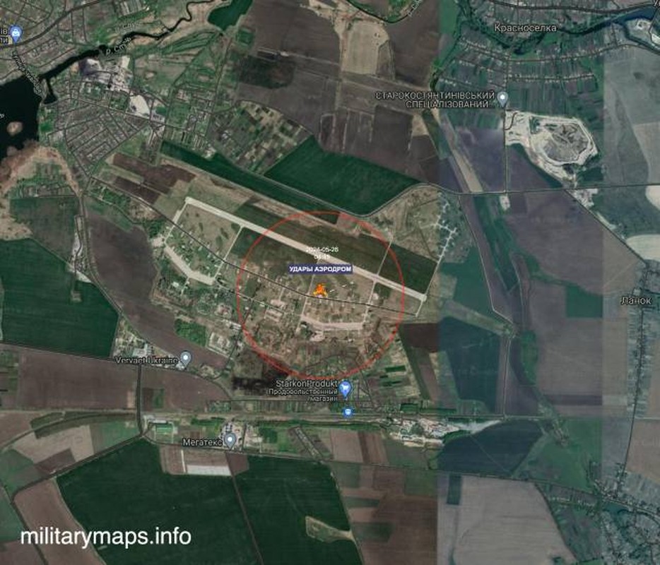 View - 	Ai giúp Nga phá hủy máy bay Su24MR của Ukraine trong hầm chứa