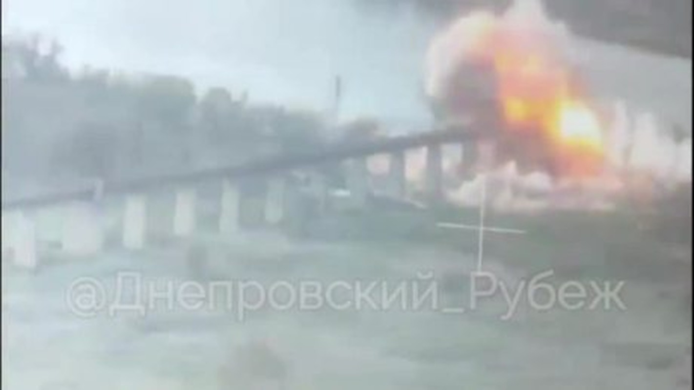 Suc tan pha khung khiep cua sieu bom 3.000 kg Nga tha xuong Ukraine-Hinh-12