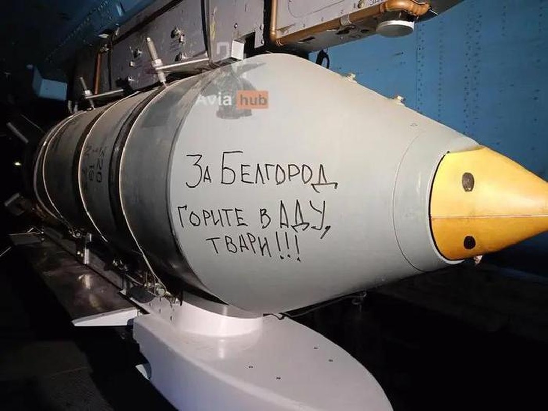 Suc tan pha khung khiep cua sieu bom 3.000 kg Nga tha xuong Ukraine-Hinh-14