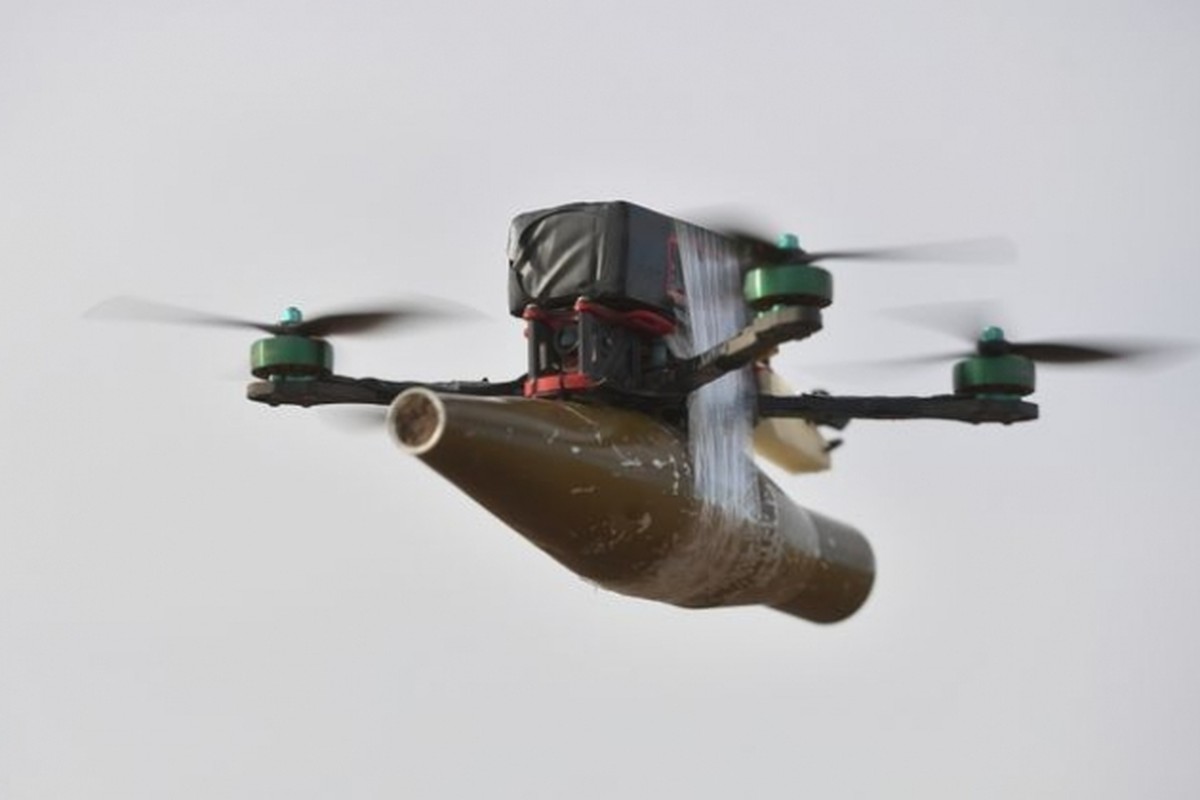 “Thoi hoang kim” cua UAV co nho mang vu khi se qua mau