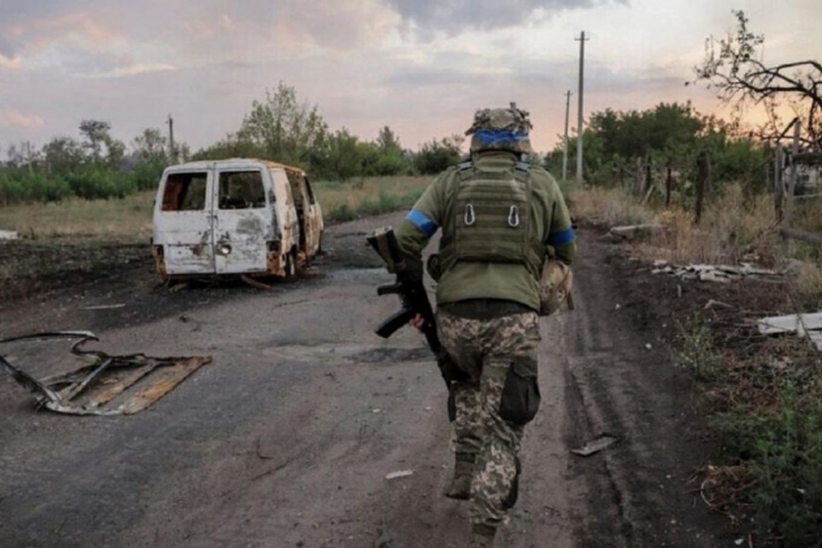 Thieu quan, Ukraine dua ca linh nu den khu vuc Kursk de chien dau-Hinh-13