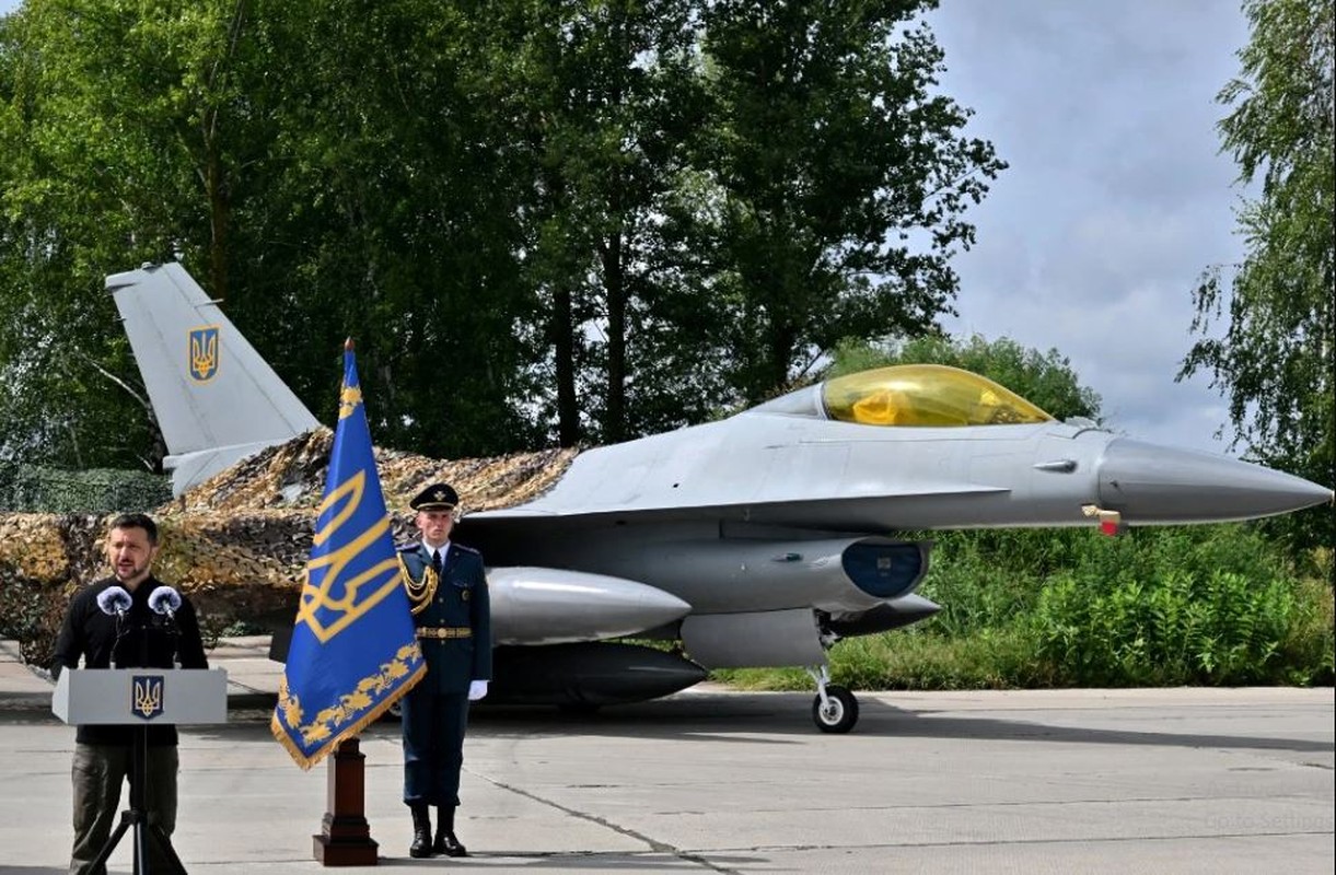 Sai lam cua chi huy Khong quan Ukraine khien F-16 bi lo-Hinh-13