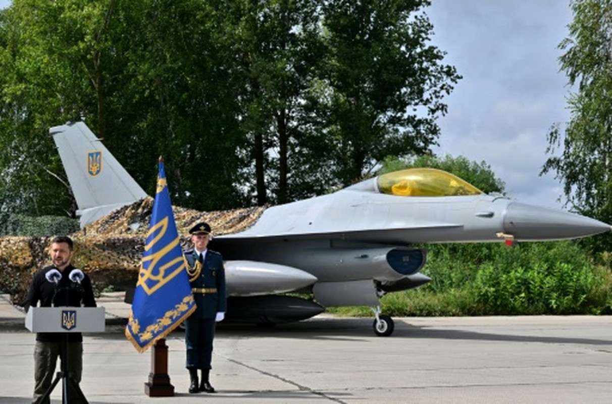 Sai lam cua chi huy Khong quan Ukraine khien F-16 bi lo-Hinh-4