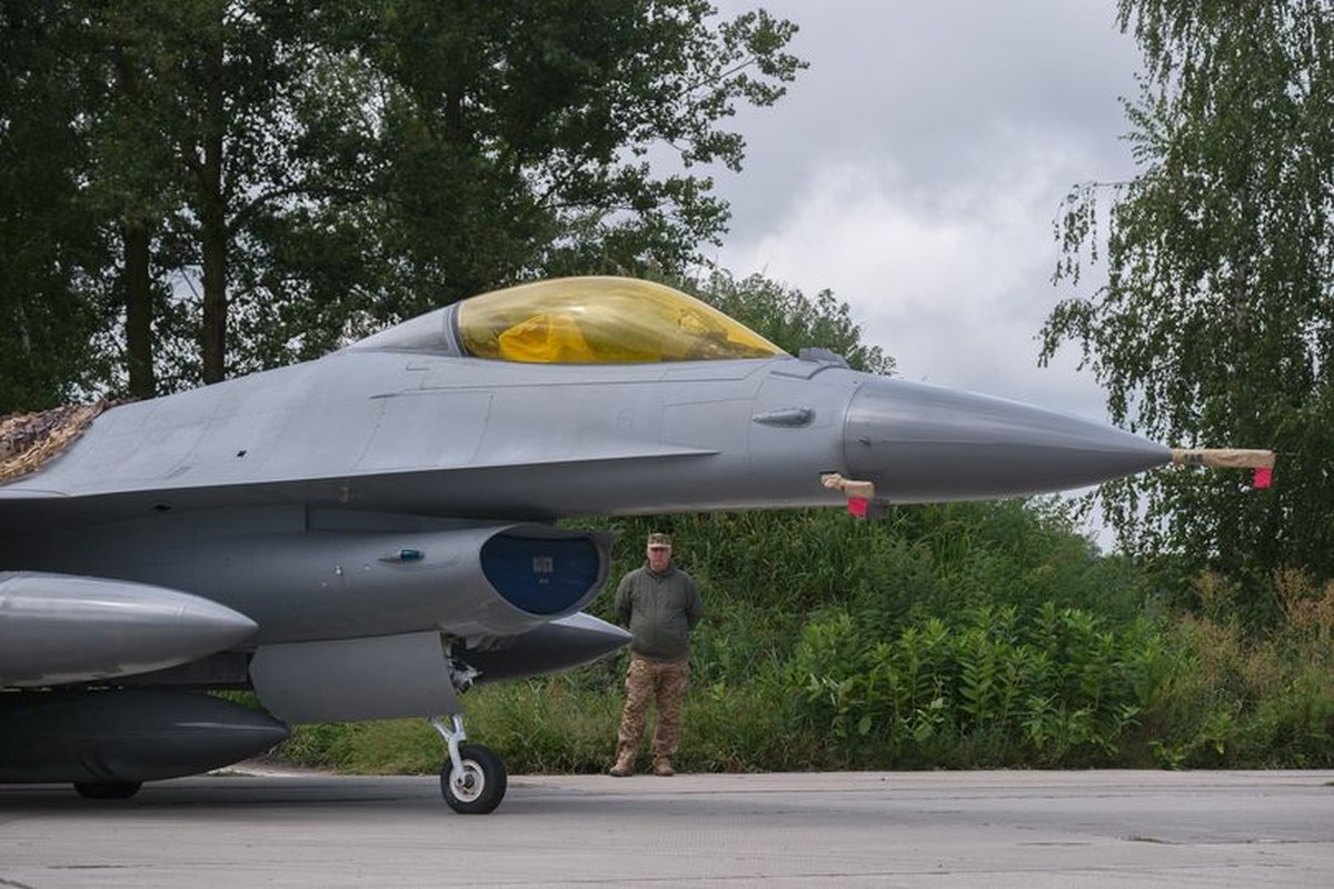 Moscow khong tin F-16 cua Ukraine roi vi “truc trac ky thuat”-Hinh-14