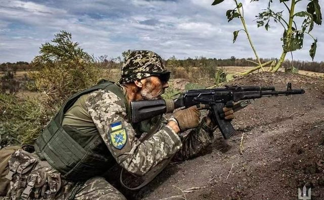 View - 	Hàng nghìn quân Ukraine bị vây ở Ugledar, số phận mong manh