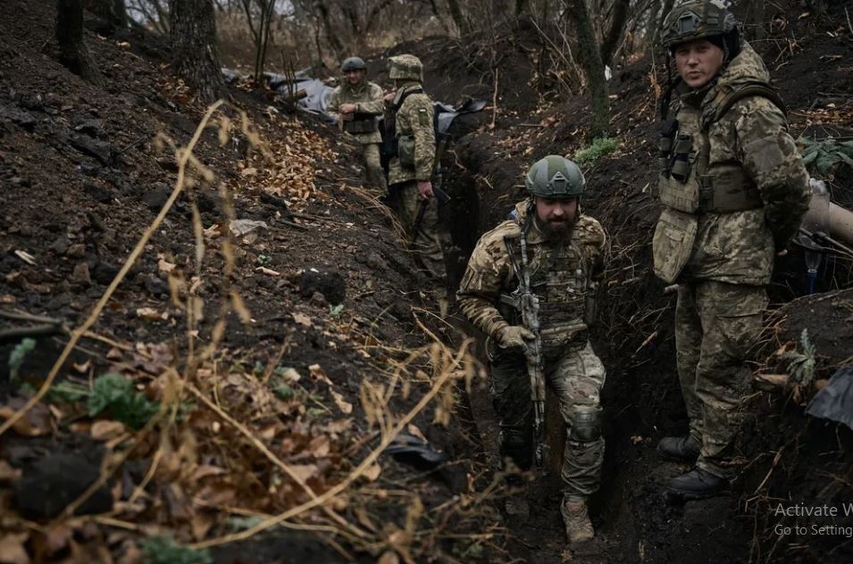 Nga tao the bao vay Selydove, quan Ukraine o Kursk thiet hai nang-Hinh-8