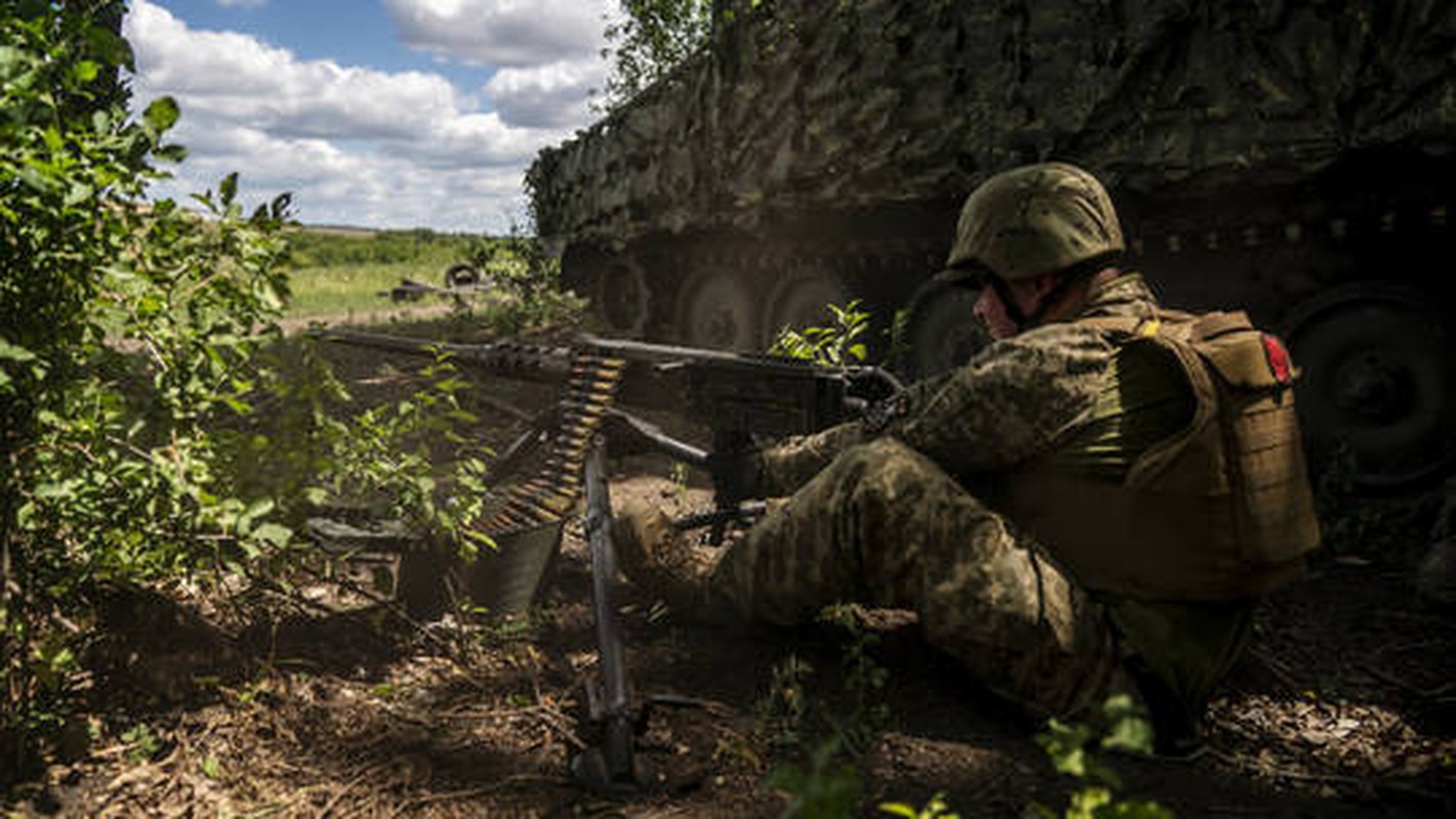 Nga tong tien cong tren mat tran Kursk, quan Ukraine thiet hai nang-Hinh-12