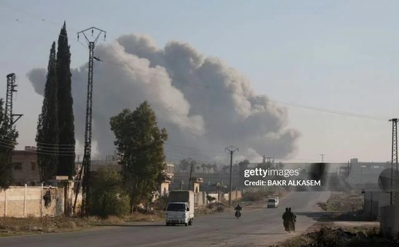 Quan noi day Syria bi chien dau co Su-34 cua Nga tan sat-Hinh-10