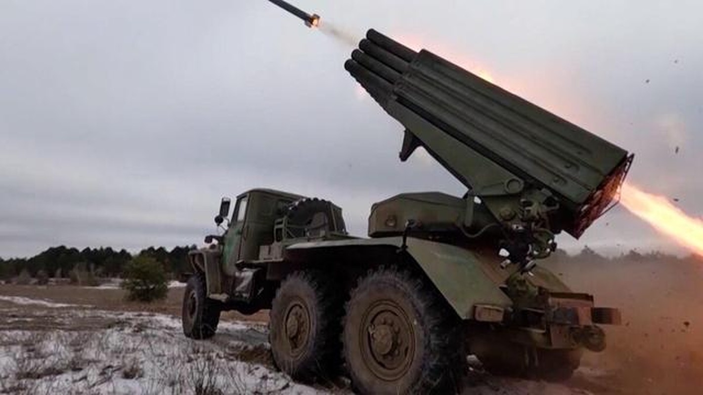 Linh Ukraine o Kursk kiet suc, khi Nga phong toa duong tiep te-Hinh-3
